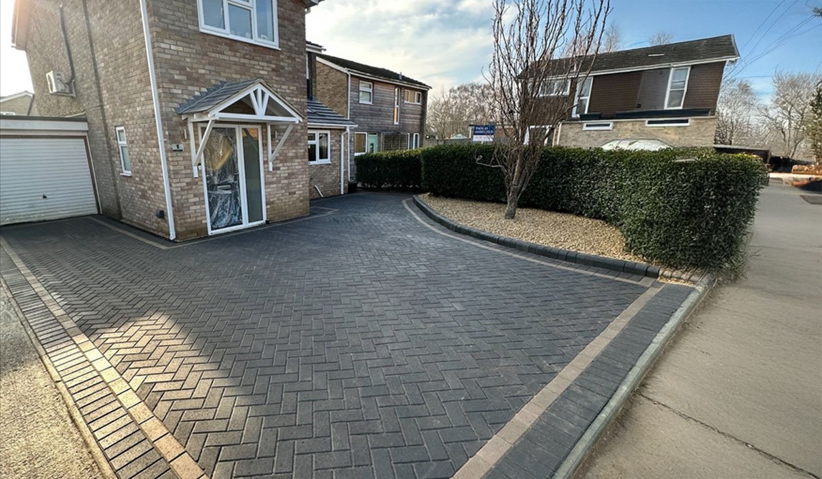 Driveways & Surfacing